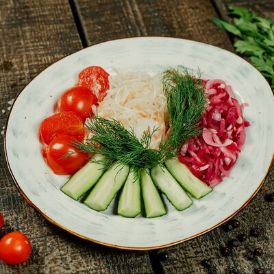 Разносолы овощные в Кус-кус по цене 409 ₽