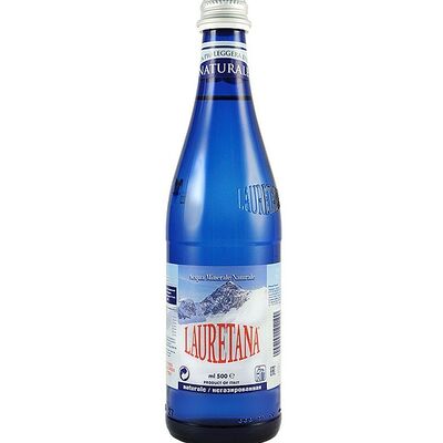 Негазированная вода Lauretanав Wine Region по цене 890 ₽
