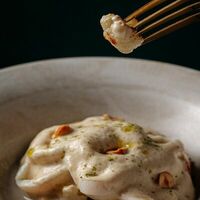 Кальмар с цветной капустой и картофельным муссом в Inside