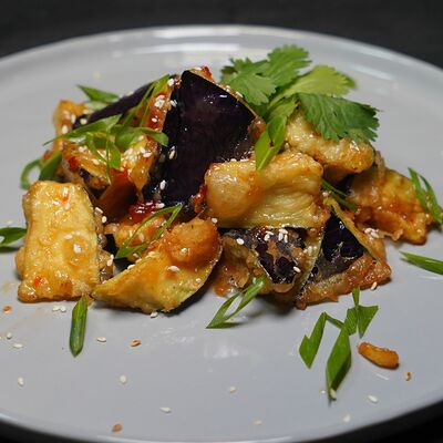 Салат Хрустящие баклажаны в Даймохк по цене 850 ₽