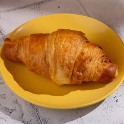 Круассан на сливочном масле в Буханка по цене 149 ₽