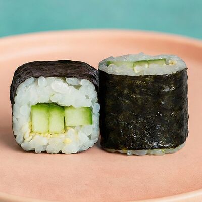 Мини-ролл с огурцом в Sushi Street по цене 159 ₽