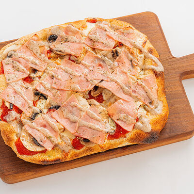 Пицца ветчина и грибы в Morricone pizza & wine по цене 830 ₽