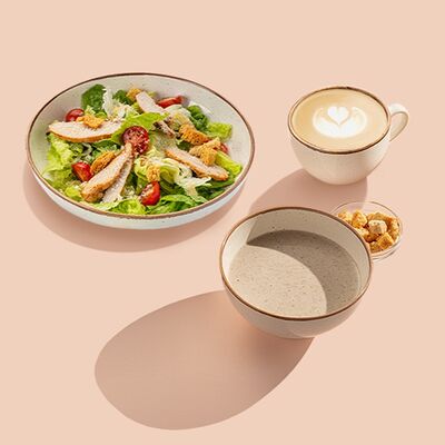 Салат, суп, напиток в Шоколадница по цене 580 ₽