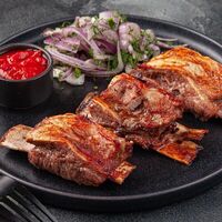 Ребра свиные на мангале в Жара