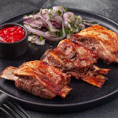 Ребра свиные на мангале в Жара по цене 630 ₽