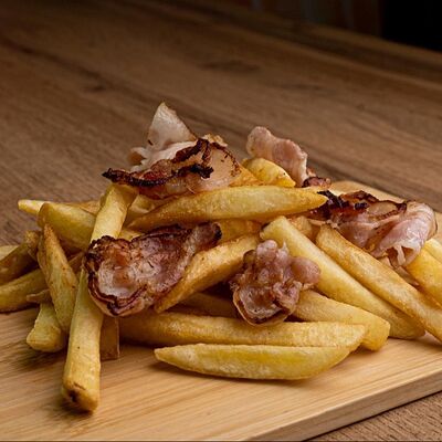Картофель фри с бекономв BAD & BOY BURGER по цене 350 ₽