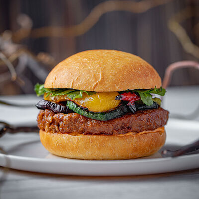 Постный бургер с амарантовой булочкой в VASILCHUKI Chaihona №1 по цене 590