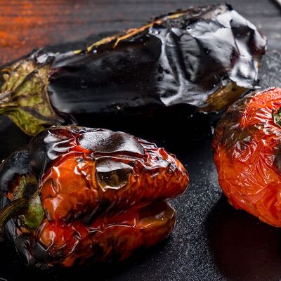 Овощи на мангале в Шашлыки на углях по цене 400 ₽