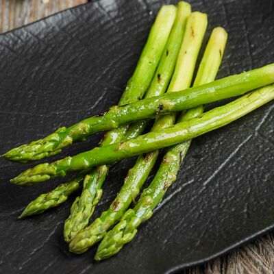 Спаржа в Пряности & Радости на Васильевском по цене 690