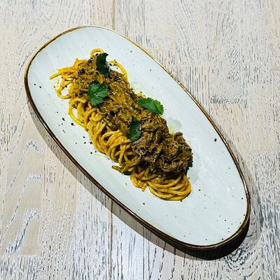 С томленой говяжьей грудинкой в Сквер по цене 640 ₽