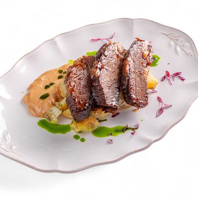 Говяжья грудинка с картофелем в Ginza по цене 10250 ₸