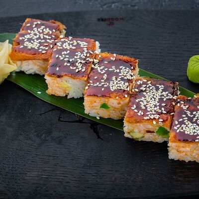 Де люкс ролл с угрем в Чайхона №1 Братьев Васильчуков по цене 625 ₽