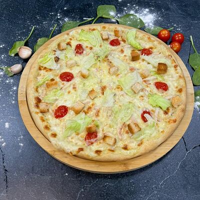 Пицца Цезарь с курицей в FRESH PIZZA по цене 820 ₽