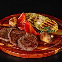 Медальоны в MOS Lounge & Bar