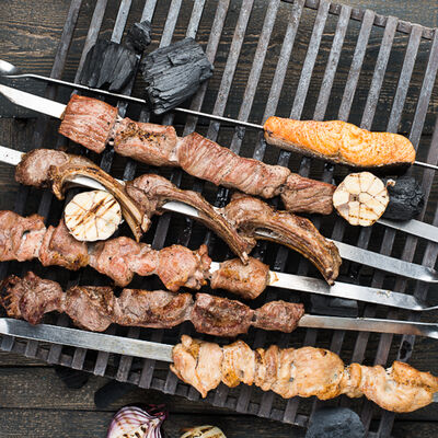 Шашлык из куриного бедра в ЛарисуВаннуХочу по цене 490