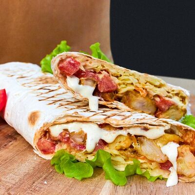 Шаурма Like a Boss с курицей в Gimza Grill по цене 270 ₽