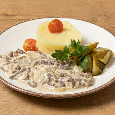 Бефстроганов в TeaRoom по цене 667 ₽