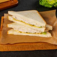 Сэндвич курица-сыр чеддер в Dig deeper