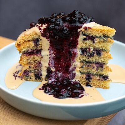 Черничный тортв Wine Сonnection по цене 440 ₽