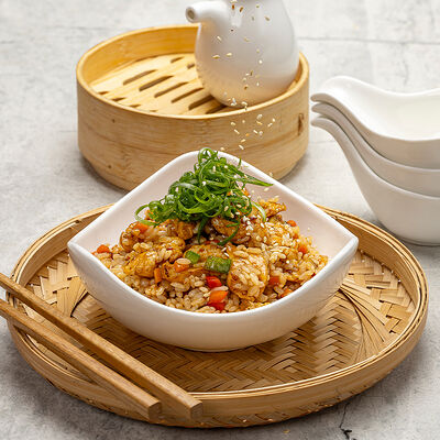 Рис с курицей в BambookCafe по цене 420 ₽