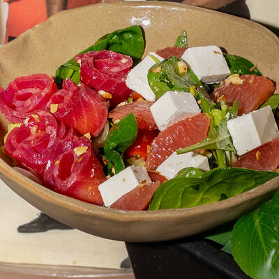 С лососем гравлакс в Синий пони по цене 790 ₽