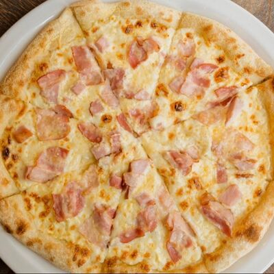 Пицца Карбонара в Поль Бейкери по цене 600 ₽