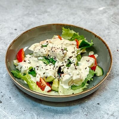 Теплый салат с лососем в Butcher по цене 960 ₽