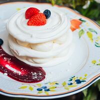 Десерт Анна Павлова в Villa Pasta