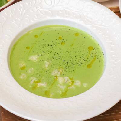 Суп из цветной капусты со шпинатомв Беллуччи по цене 650