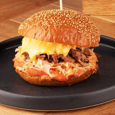 Бургер с брискетом в Смокер по цене 690 ₽