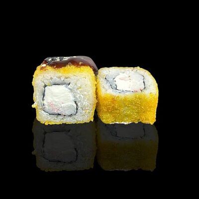 Темпура ролл сливочный с крабомв Bankrolls по цене 480 ₽