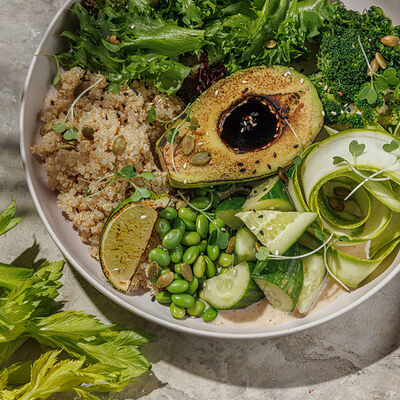 Большой Зеленый салат в Feromon по цене 890 ₽