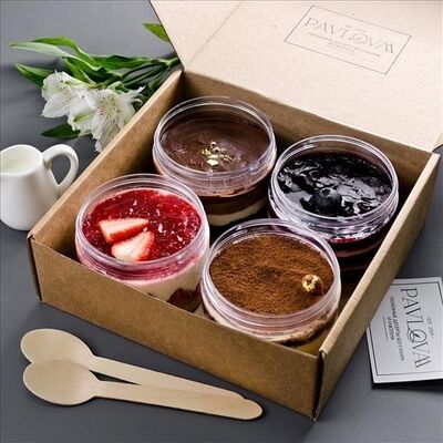 Ассорти любимых десертов в PAVLOVAA по цене 2399 ₽