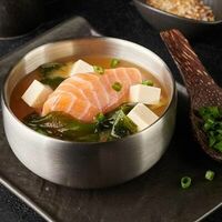 Мисо с лососем в СушиСтор