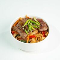 Удон с говядиной в ЁБИСАН