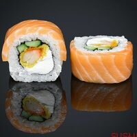 Филадельфия с креветкой темпура в Sushi Boom