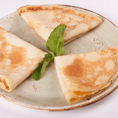 Блинчики классические со сметаной в Room-cafe по цене 290 ₽