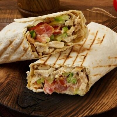 Шаурма Королевская в Вкусно и Сочно по цене 530 ₽