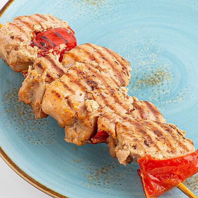 Шашлык из курицы с болгарским перцем в Вилка Ложка по цене 348 ₽