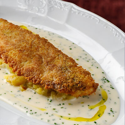 Сибас с печеным картофелем и соусом бер блан в Salone pasta & bar по цене 2190 ₽