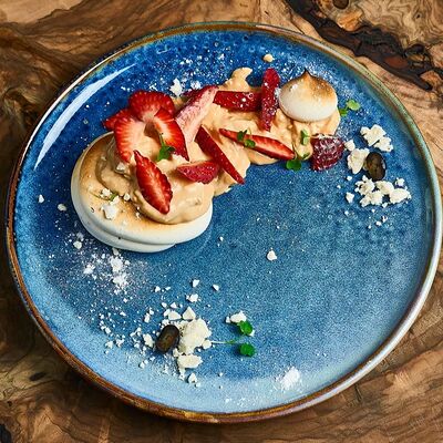 Десерт Павлова в Мята signature 2ФР по цене 700 ₽