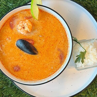 Том ям с морепродуктами в Salento по цене 690 ₽