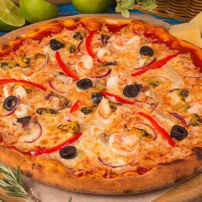 Пицца Средиземноморская большая в Луиджи & Тосё по цене 499