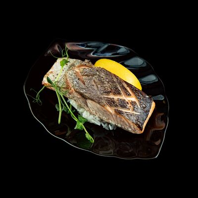 Лосось на пару в Kuma to Sakana по цене 1300 ₽