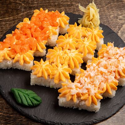 Сет Лава роллов в Суши & Саке Izakaya Bar по цене 1787 ₽