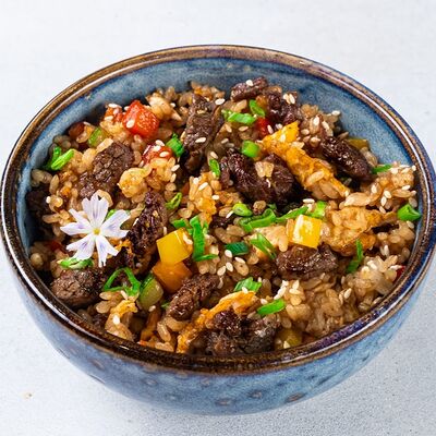 Жареный рис с говядиной в Раменная Ru-Rik по цене 650 ₽