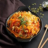 Wok Лапша удон с креветками в сливочном соусе в Самурай SUSHI PREMIUM