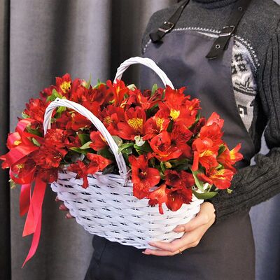 Пёстрая в FLORISTICA по цене 4250 ₽