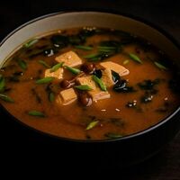 Суп Карри с лососем и шампиньонами в Love Rolls